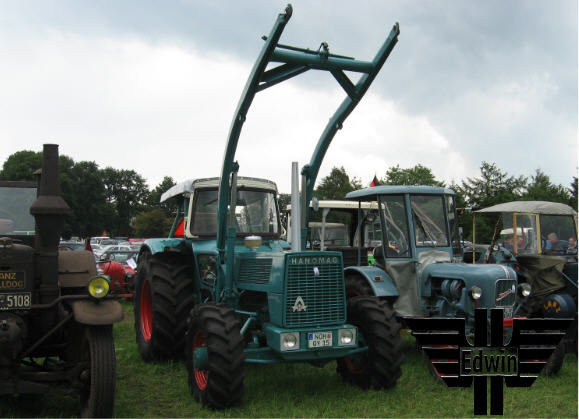 Hanomag Robust 900