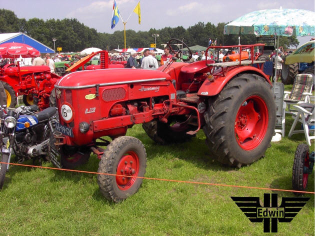 R228