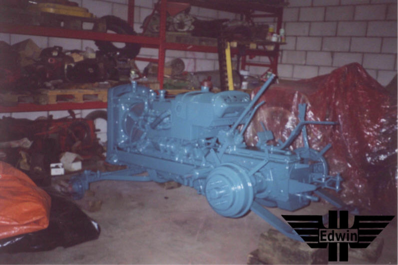 Hanomag R 25