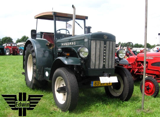 Hanomag R 12