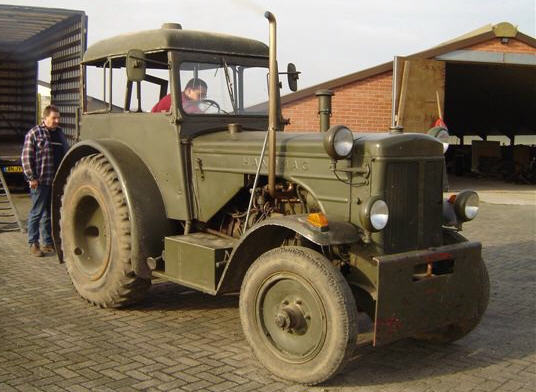 hanomag R 455