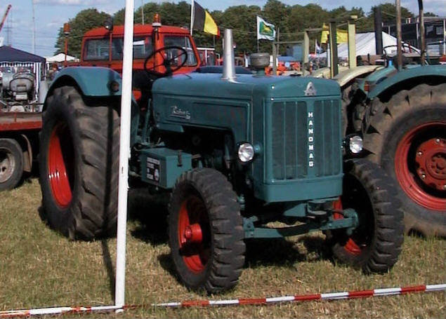 Hanomag Robust 800