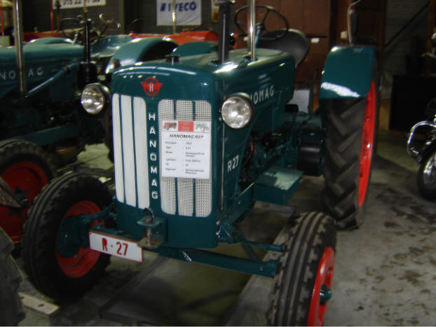 Hanomag R27