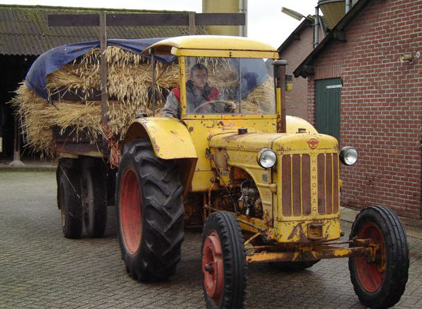 hanomag R 35