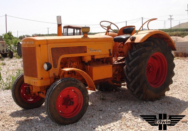 Hanomag Robust 800