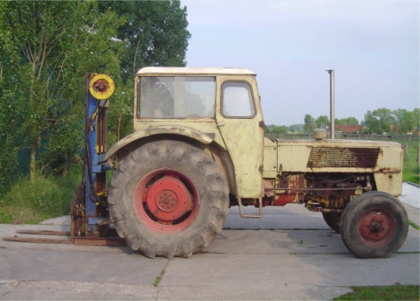 Hanomag 700