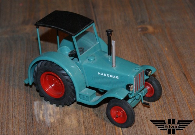 Hanomag R 40